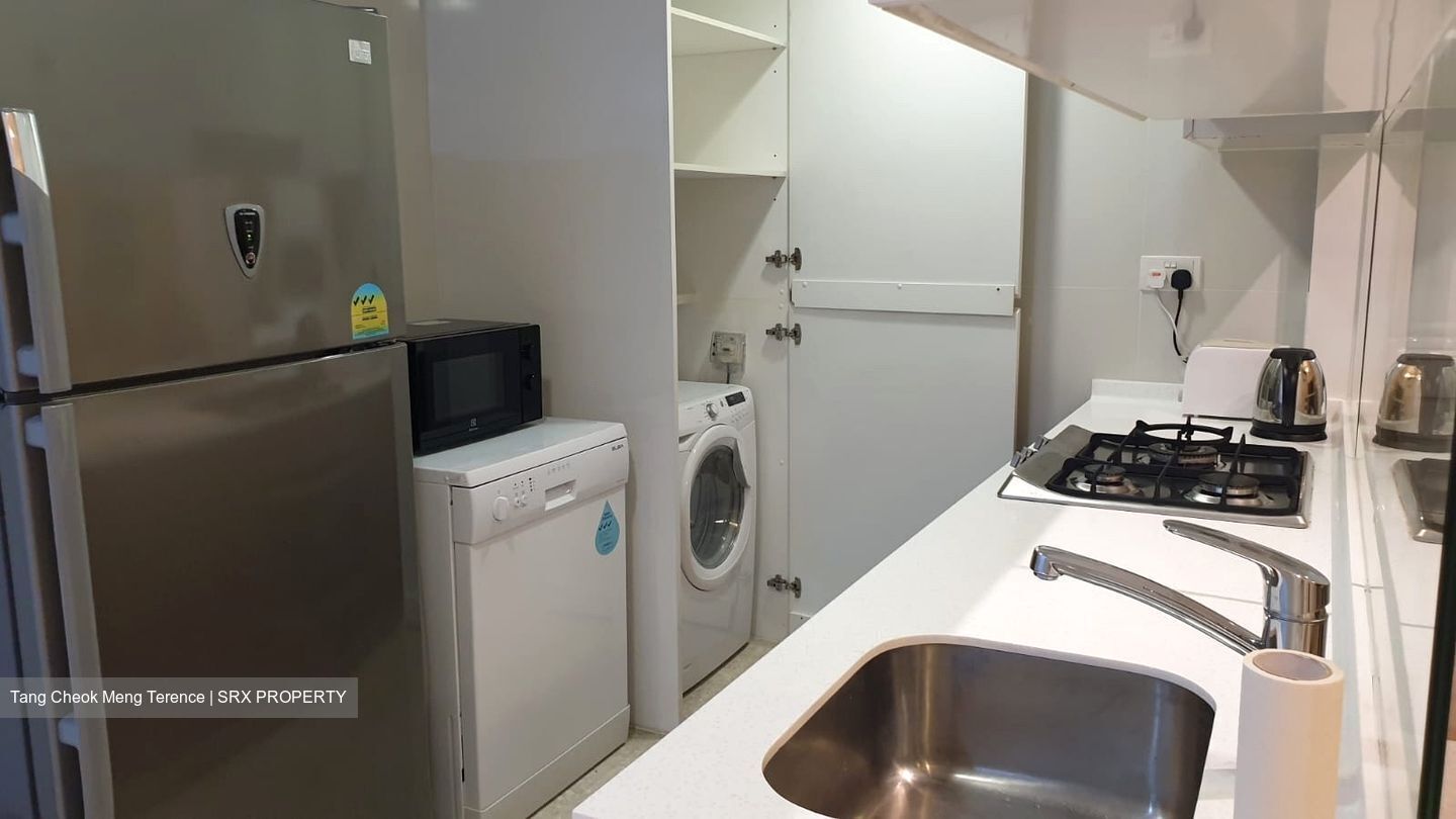 The Lakefront Residences (D22), Condominium #373707471